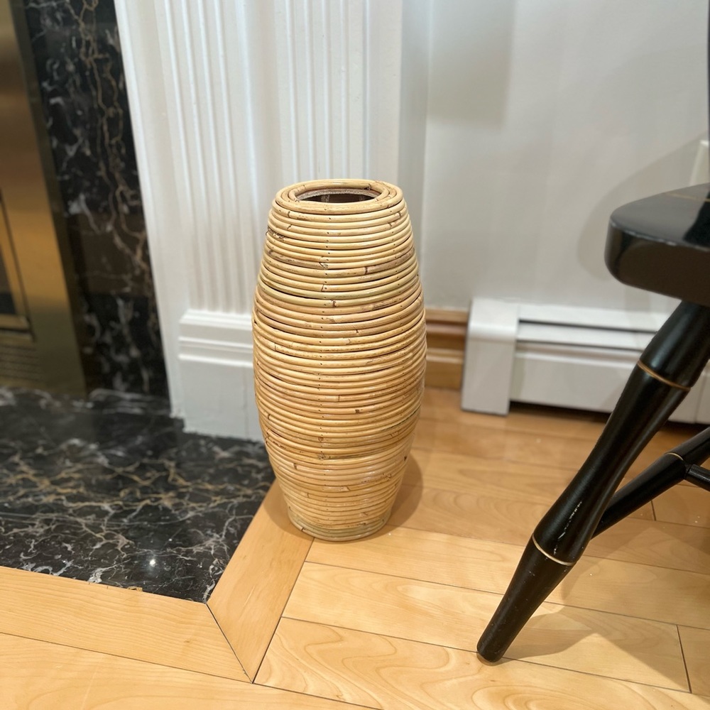 BOGO 50% OFF the second one Natural Indonesian rattan vase 11.8” - Picture 3 of 12
